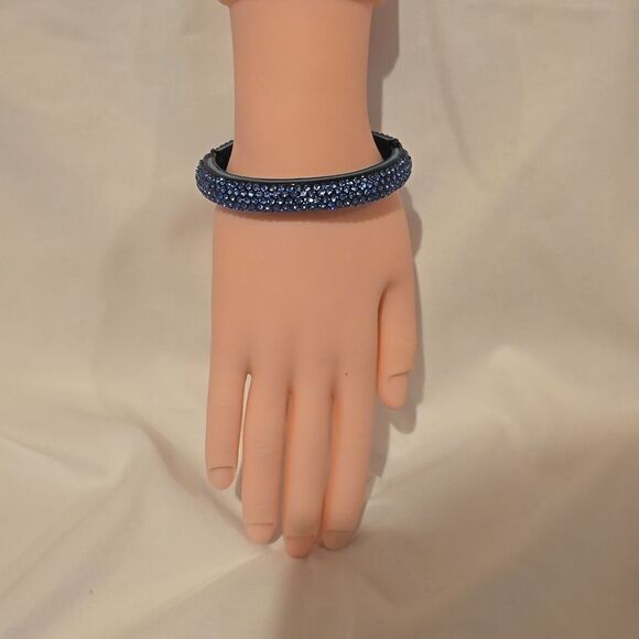 Austrian Crystal BRACELET! NWOT! - Picture 4 of 11